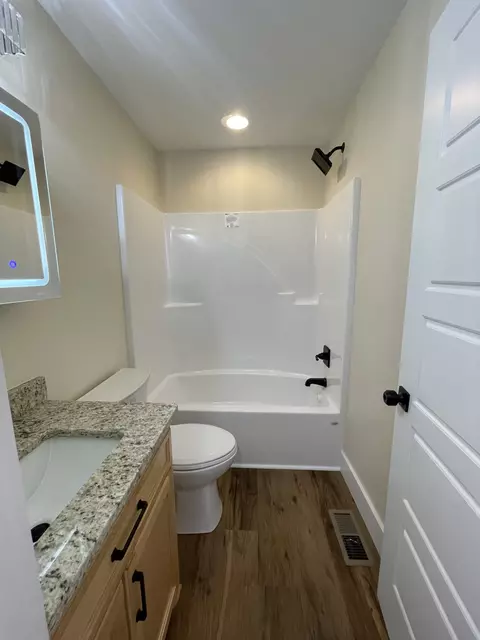 Bath - 181 Rigling Rd, Loretto, TN 38469 photo 6 of 7