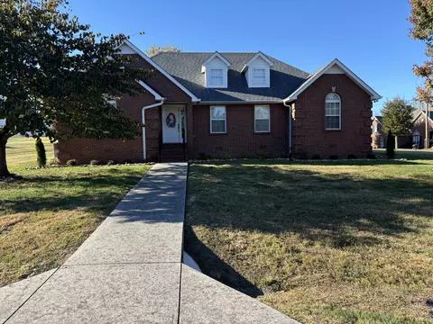 95 Maple Dr, Woodbury, TN 37190
