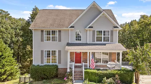 5802 Hunter Valley Rd, Ooltewah, TN 37363