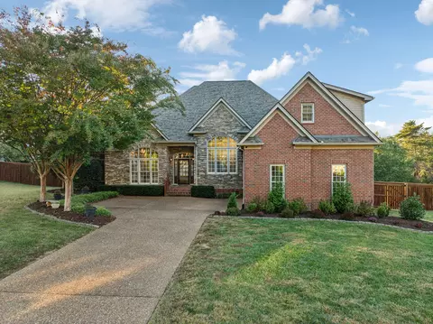 7155 Chessington Dr, Fairview, TN 37062