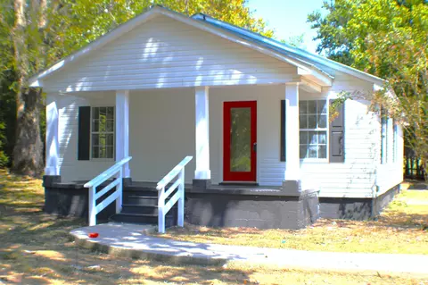 193 E Maryland Ave, Whitwell, TN 37397