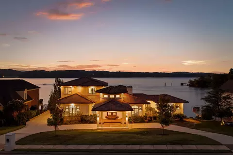 4415 Sailmaker Cir, Chattanooga, TN 37416