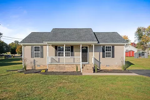 320 Brandon Dr, Mcminnville, TN 37110
