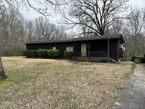 2280 Van Dyke Rd, Paris, TN 38242