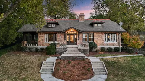 1811 Blair Blvd, Nashville, TN 37212