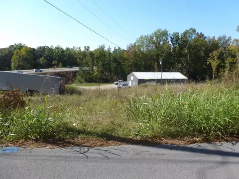 2 Mcpeters, Killen, AL 35645 photo 2