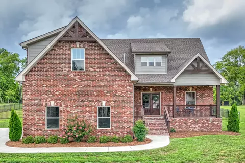2014 Everest Dr, Gallatin, TN 37066