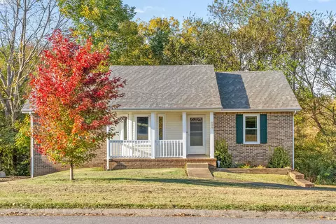 834 Buckhorn Dr, Clarksville, TN 37043