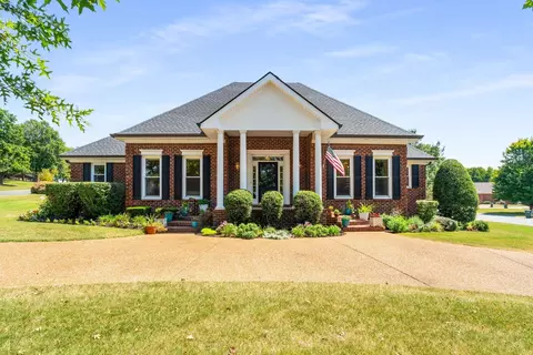501 Lexington Dr, Lebanon, TN 37087