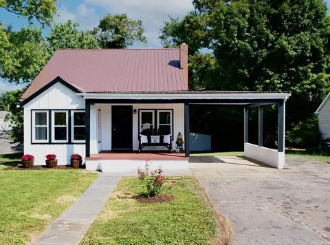 610 Virginia Ave, Athens, TN 37303