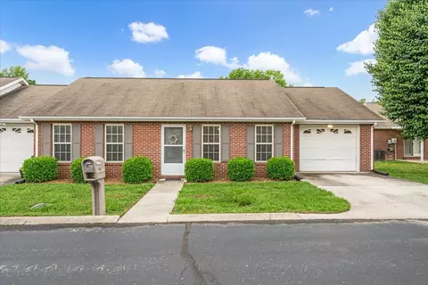105 Middleton Ct, Tullahoma, TN 37388