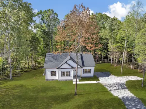 1514 E Piney Rd, Dickson, TN 37055