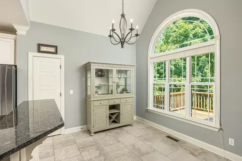 10094 Meadowstone Dr, Apison, TN 37302 photo 8