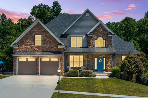 10094 Meadowstone Dr, Apison, TN 37302