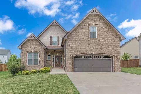 404 Sedgwick Ln, Clarksville, TN 37043