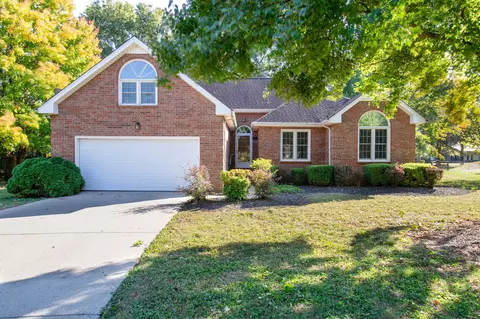 1704 Turfland Ct, Murfreesboro, TN 37127