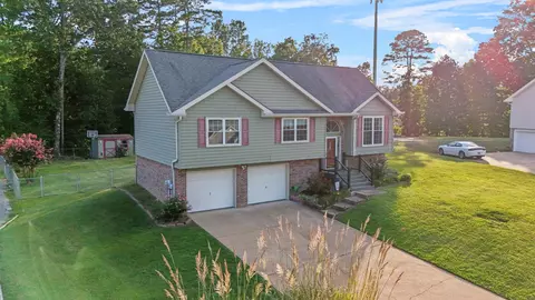 7005 Hunter Glen Dr, Ooltewah, TN 37363