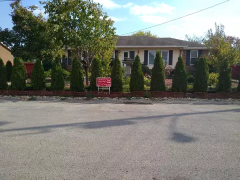 112 Saxon Mist Dr N, Nashville, TN 37217