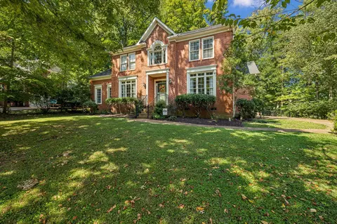 1004 Overhills Ct, Old Hickory, TN 37138