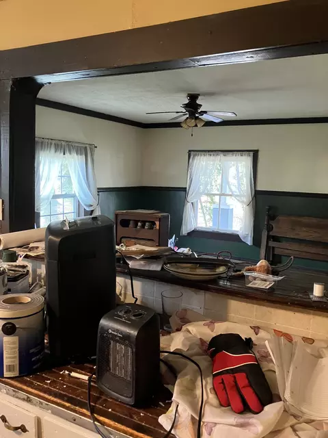 Dining - 308 E Market St, Decherd, TN 37324 photo 1 of 1