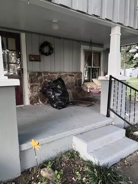 Exterior - 308 E Market St, Decherd, TN 37324 photo 2 of 13