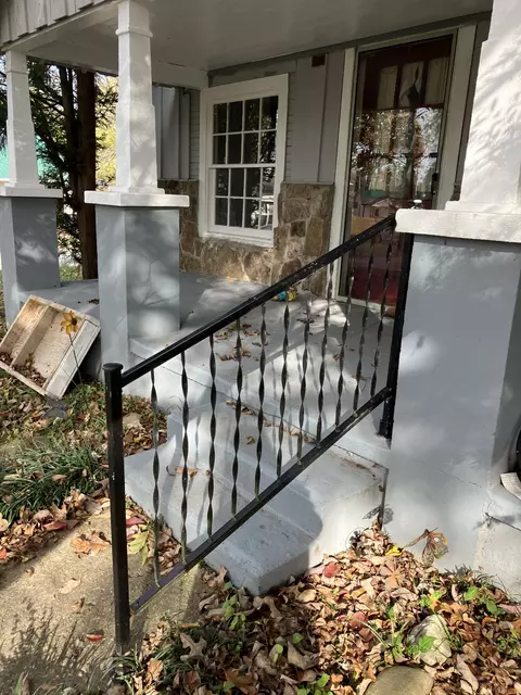 Exterior - 308 E Market St, Decherd, TN 37324 photo 8 of 13