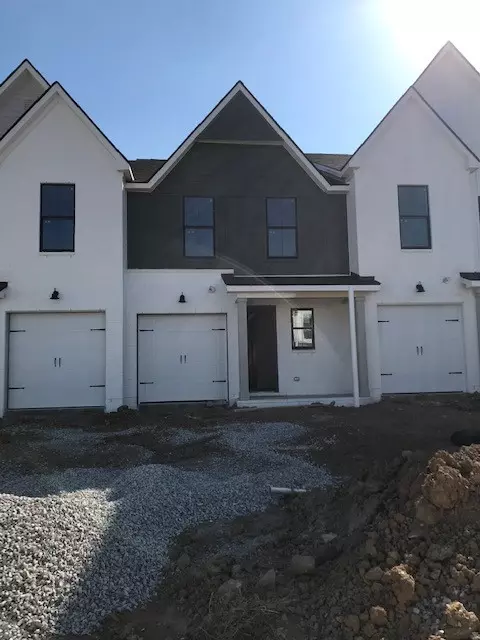 3041 Inman Dr, Thompsons Station, TN 37179