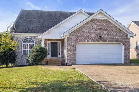 1309 Oakhall Ln, Mount Juliet, TN 37122