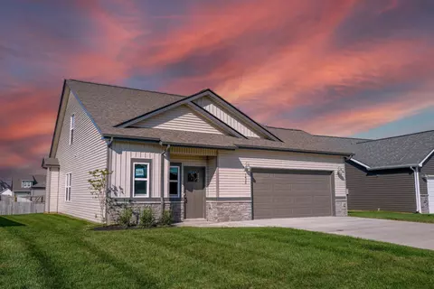 1426 Dan Brown Dr, Clarksville, TN 37042