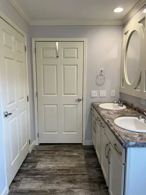 Bath - 1680 Bertha Owen Rd, Morrison, TN 37357 photo 8 of 13