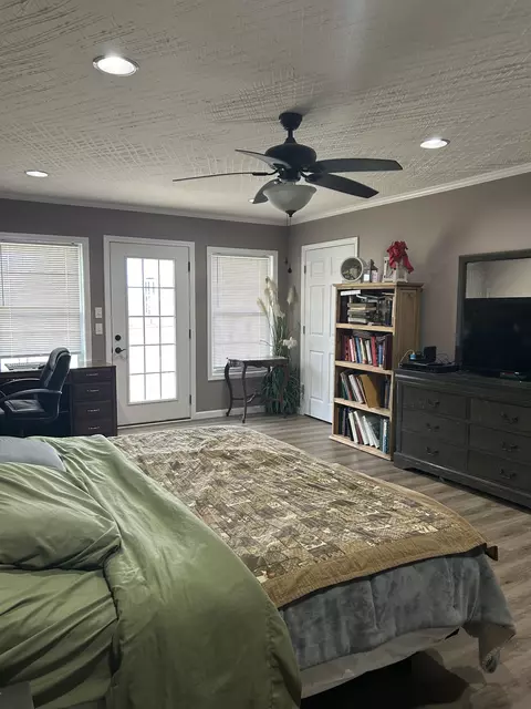 Bedroom - 1680 Bertha Owen Rd, Morrison, TN 37357 photo 2 of 6