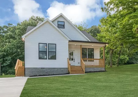 315 Lewis Hollow Rd, Dickson, TN 37055