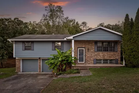 3928 S Mission Oaks Dr, Chattanooga, TN 37412