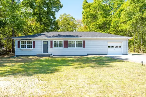496 Mineral Ave, Rossville, GA 30741
