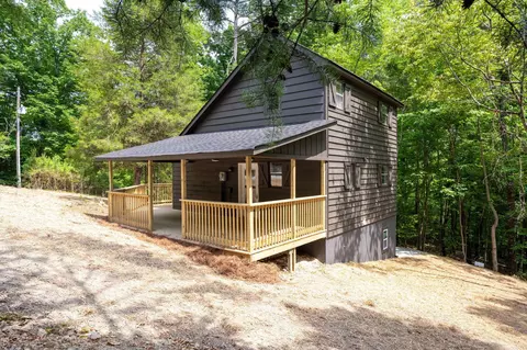 184 Hickory Dr, Spring City, TN 37381