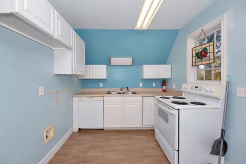 Kitchen - 494 Case Rd, Prospect, TN 38477 photo 5 of 6