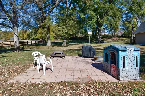 Exterior - 494 Case Rd, Prospect, TN 38477 photo 9 of 10