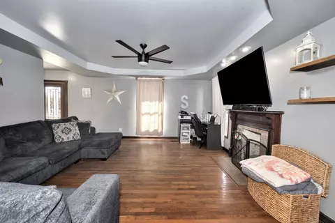 Living - 494 Case Rd, Prospect, TN 38477 photo 2 of 2