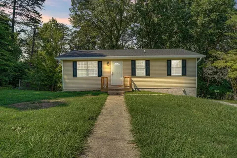 6562 Esquire Dr, Hixson, TN 37343