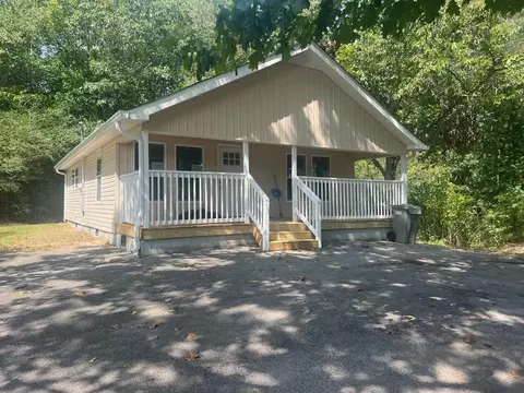3274 Garretts Chapel Rd, Chickamauga, GA 30707