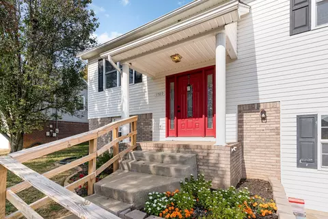 1709 Jamie Dr, Columbia, TN 38401
