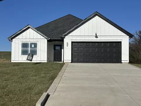 3011 Longview Ct, Dickson, TN 37055