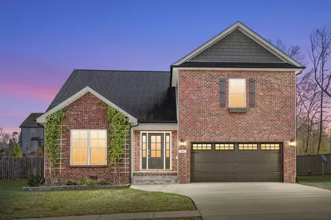 342 Rye Dr, Clarksville, TN 37043