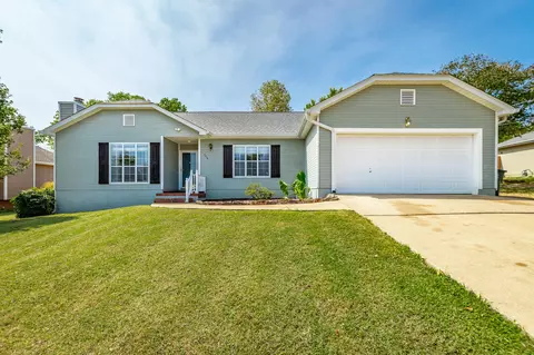 7734 Pinewood Dr, Chattanooga, TN 37421