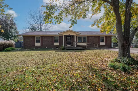 403 Kirk St, Lawrenceburg, TN 38464