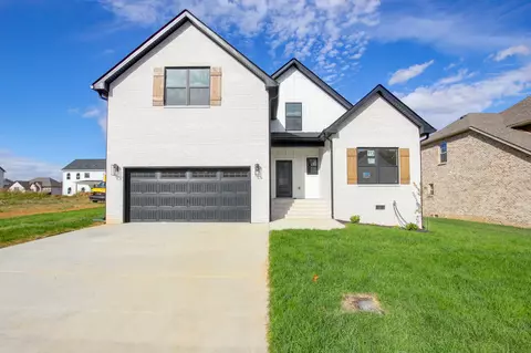 467 Spiderwort Dr, Clarksville, TN 37043