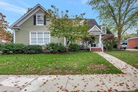 1736 Chippenham Dr, Hixson, TN 37343