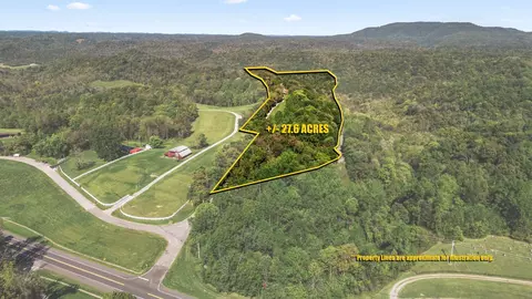 369 Adams Ridge Ln, Woodbury, TN 37190
