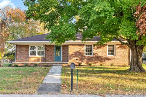 418 Hershey Dr, Hopkinsville, KY 42240
