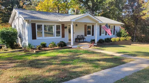 602 Mount Pleasant Rd, Kingston Springs, TN 37082